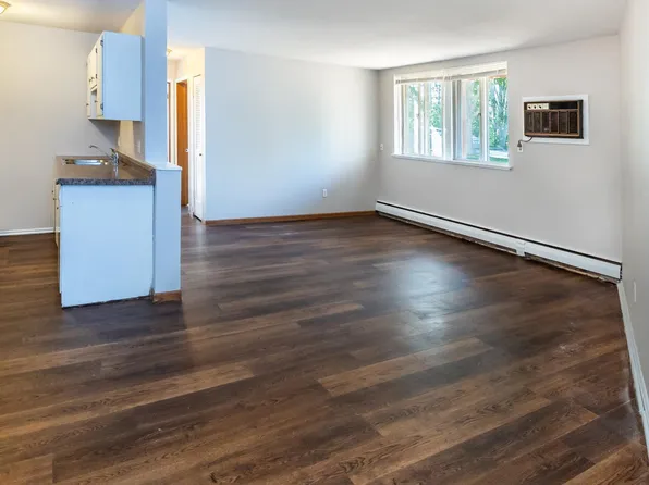 9141 Highway 55 APT 102, Minneapolis, MN 55427