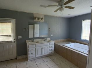 4975 Rendy Kay Ln, Milton, FL 32570