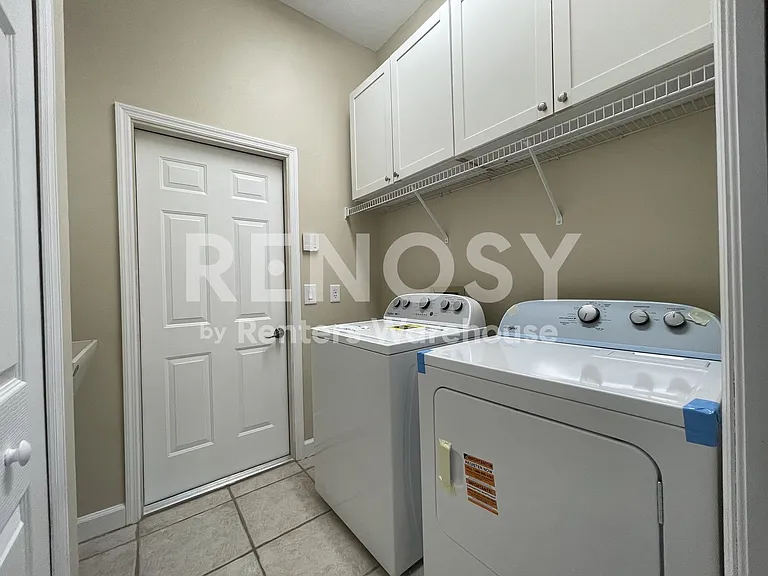8946 Province St — Photo 17