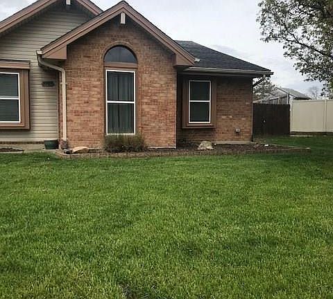 3rd image of 8781 Candlestick Ln
