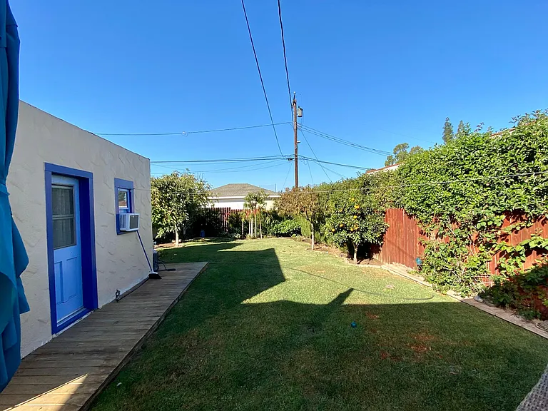 533 S Walnut Ave — Photo 17