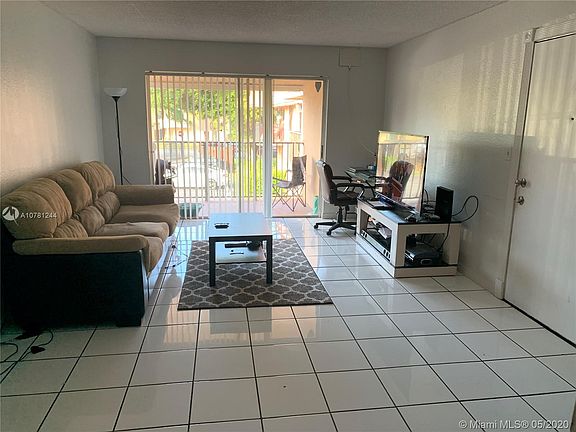 3rd image of 10477 SW 108th Ave #220