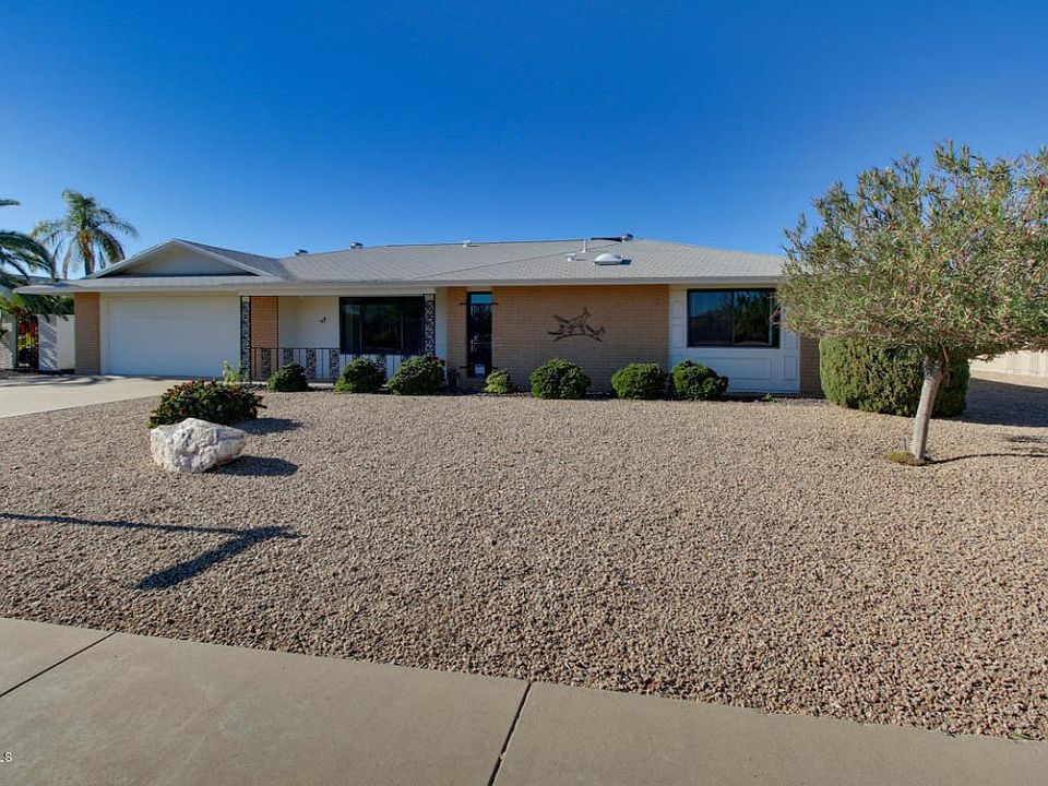 20214-North-Skylark-Drive-12