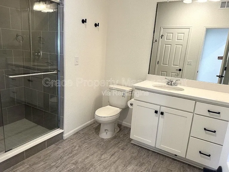 21844 E 44th Dr — Photo 8