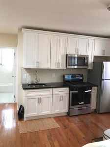3206 84th St, Flushing, NY, 11370