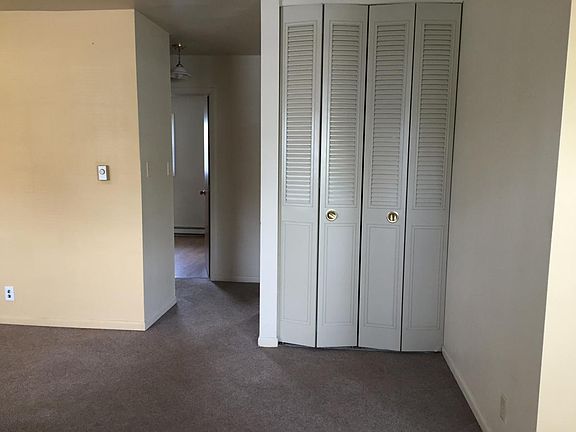 5th image of 501 Joliet St APT 13