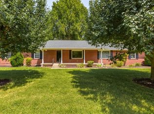 236 Highfield Dr, Murfreesboro, TN 37128