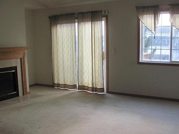 4th image of 15300 Flower Way #15300