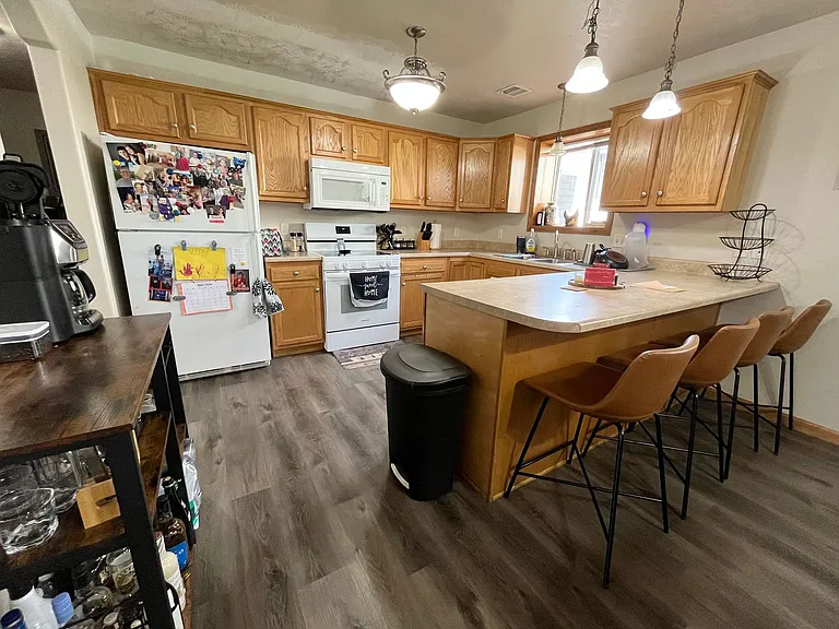 8204 S Hughes Ave #2 — Photo 13