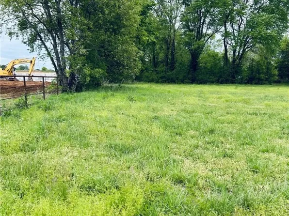 998 W Centerton Blvd, Centerton, AR 72719