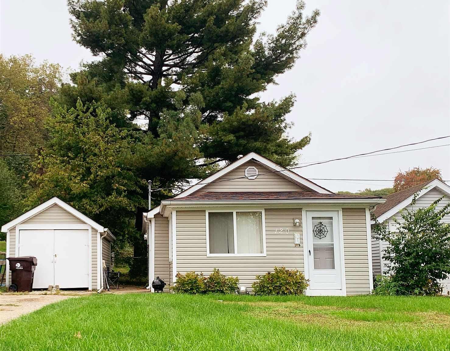 120 Pierson St, East Peoria, IL 61611 Zillow