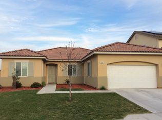 1605 Graybark Ave, Clovis, CA