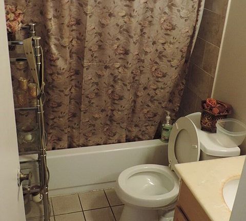 5th image of 6719 Gloria Ave