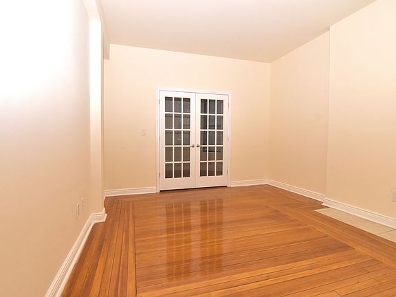 3rd image of 560 W 149th St #W1