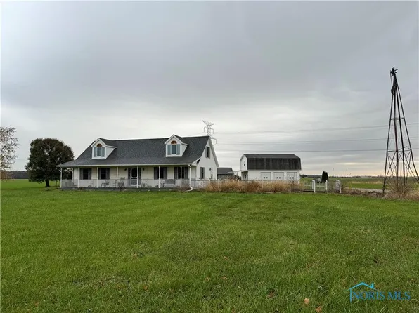 7395 Main Rd, Bowling Green, OH 43402