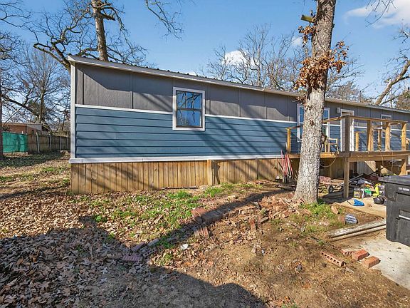 3rd image of 22666 Lakeway Hbr