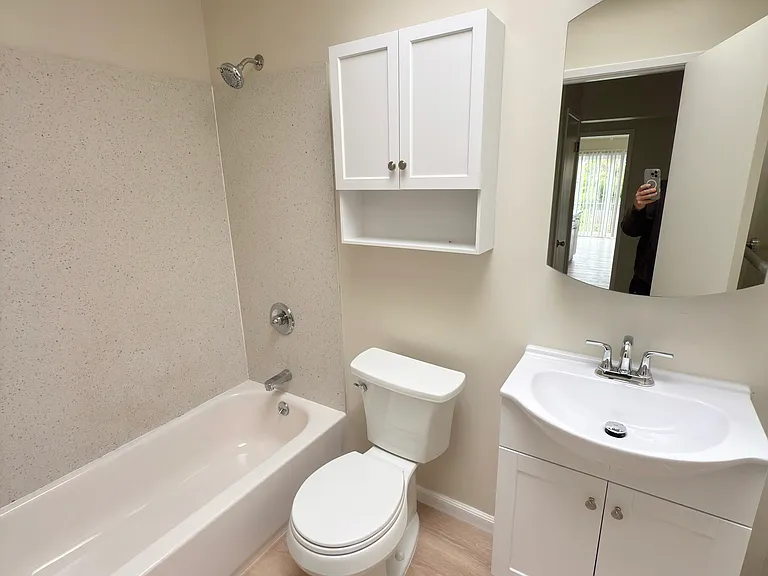 222 N Willard St #3 — Photo 5