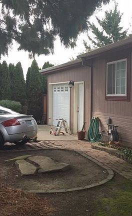 2nd image of 1953 SE Currin Dr