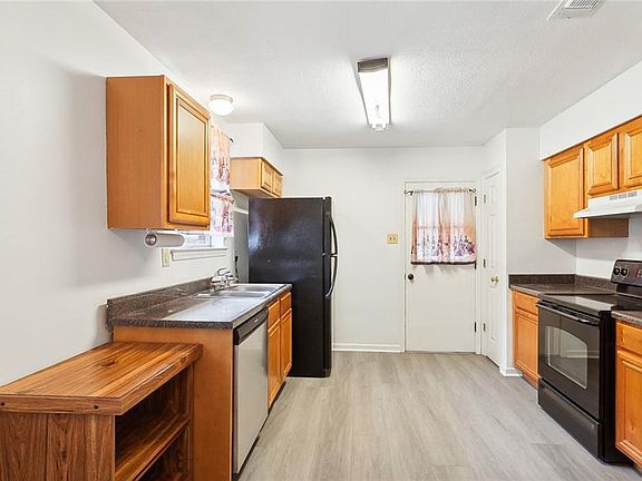 4th image of 3108 Danny Park