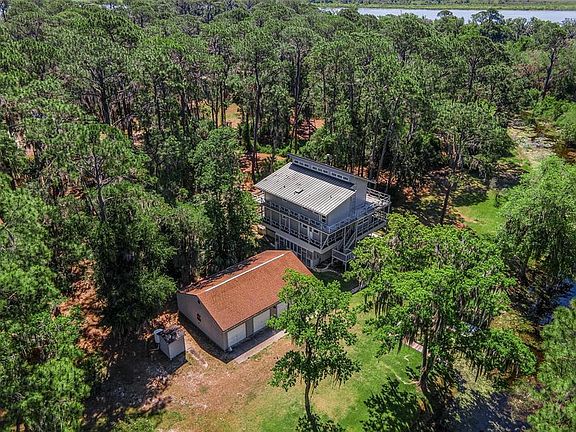 3rd image of 7373 Circle Dr