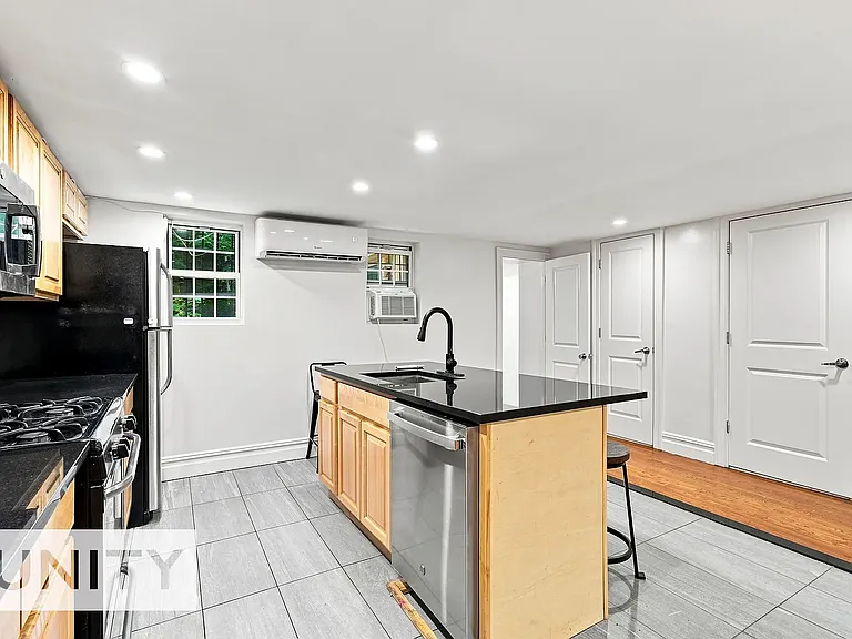 459 Lexington Ave #1B — Photo 7