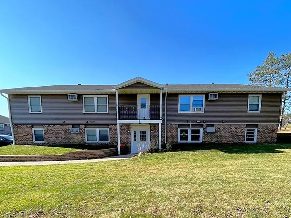 710 Hillcrest St, Baldwin, WI