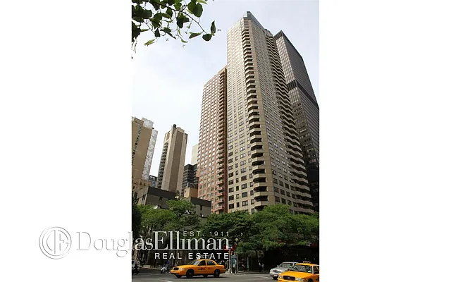 Rented by Douglas Elliman | media 17