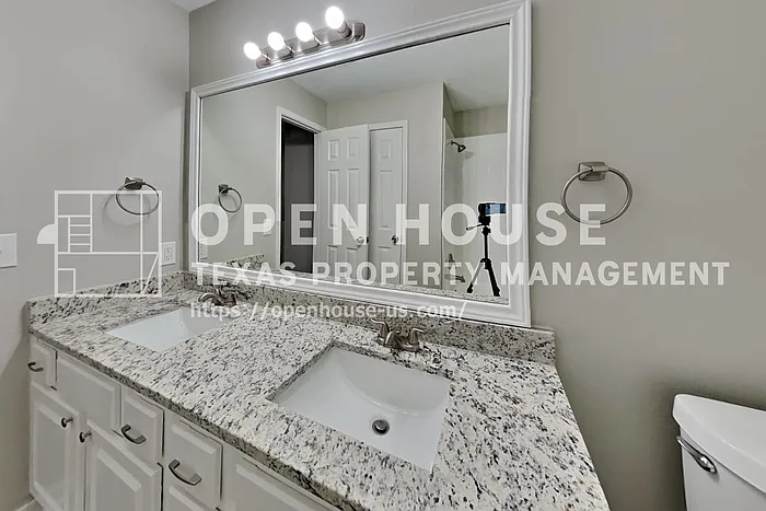 22923 Rainbow Bend Ln — Photo 17