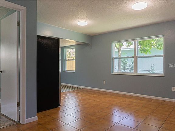 5th image of 3603 W Carmen St