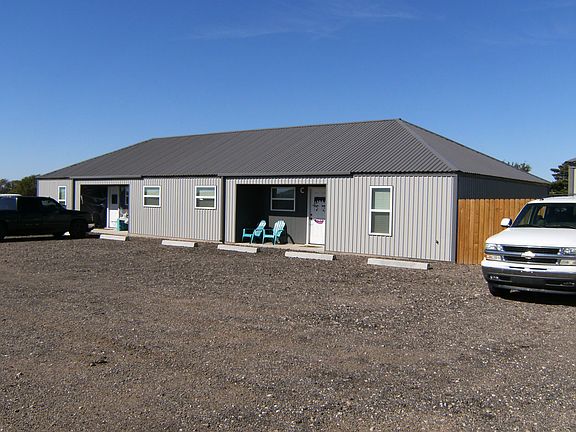 4th image of 10820 Chapman Dr