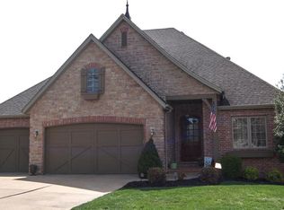 852 E Grafton Dr, Nixa, MO 65714