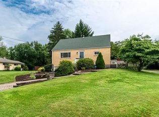 119 Fraser Rd, Valencia, PA 16059