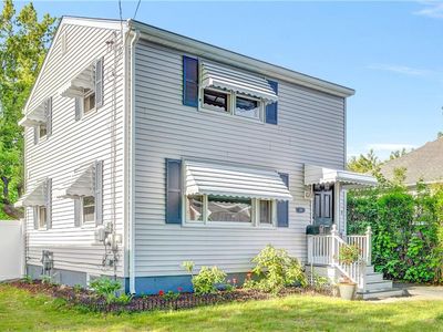 130 Roffee St, Barrington, RI, 02806