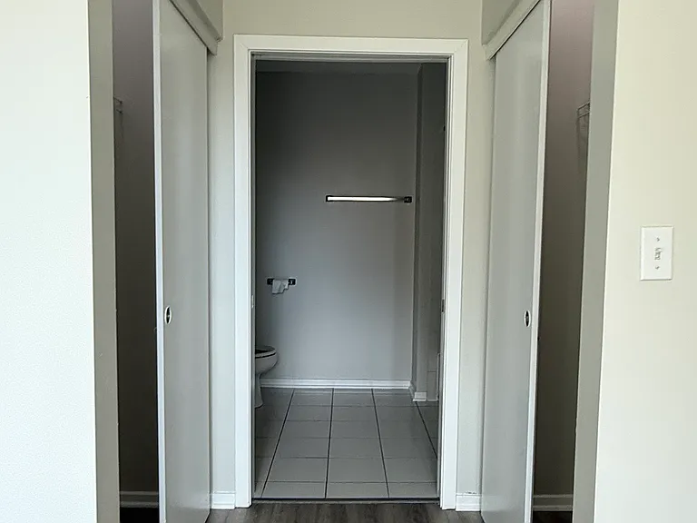 1 E 8th St #406 — Photo 8