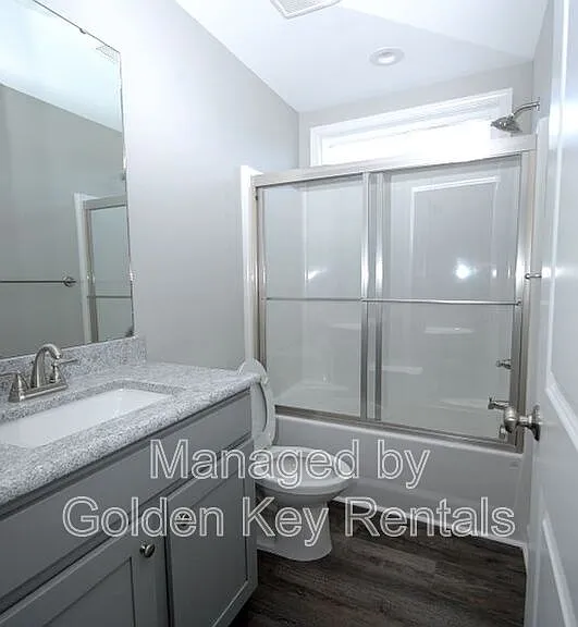 415 S Center St — Photo 11