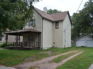 1319 W 4th St, Hastings, NE 68901