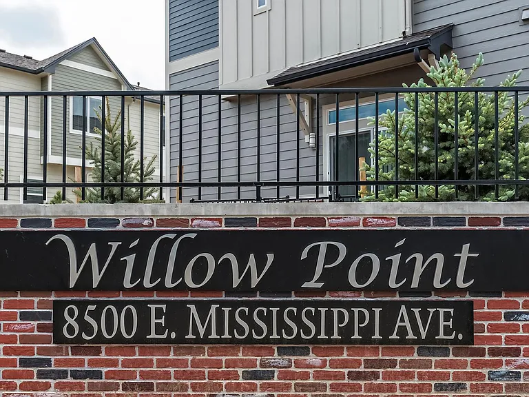 Willow Point Townhomes — Photo 15