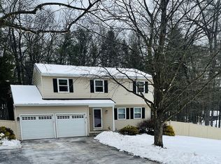 10 Van Brummel Ln, Ballston Spa, NY 12020