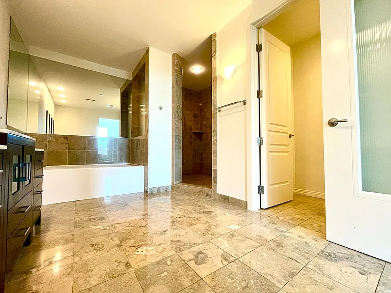360 E Desert Inn Rd #402 — Photo 14