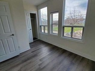 97 Christie St Floor 2, Toronto, ON M6G 3B1