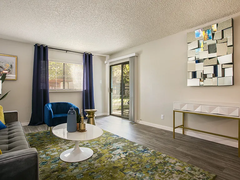 Glo Apartments — Photo 11