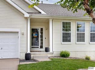 14778 Eagle St, Bennington, NE 68007