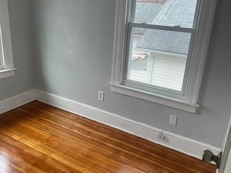 67-69 Sisson St #2 — Photo 9