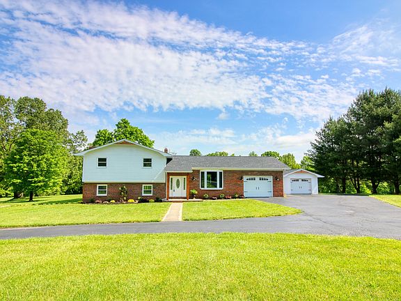 2nd image of 437 Wild Plum Dr