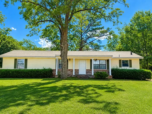 185 Meadowbrook Rd, Monroeville, AL 36460