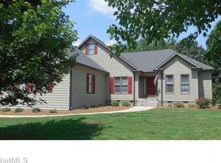 5500 Union Grove Rd, Oak Ridge, NC 27310