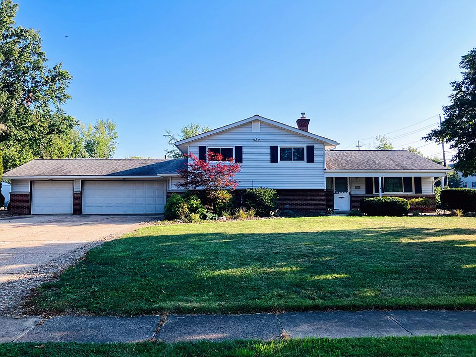 1st image of 33415 Karen Dr