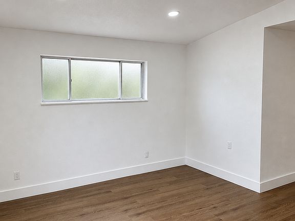 5th image of 2708 Oakcliff St #3