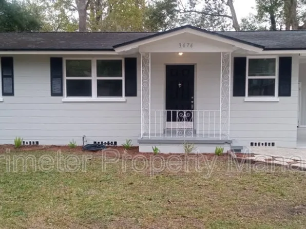 3676 Smithfield St, Jacksonville, FL 32217