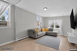 3rd image of 47 Malvern Street
